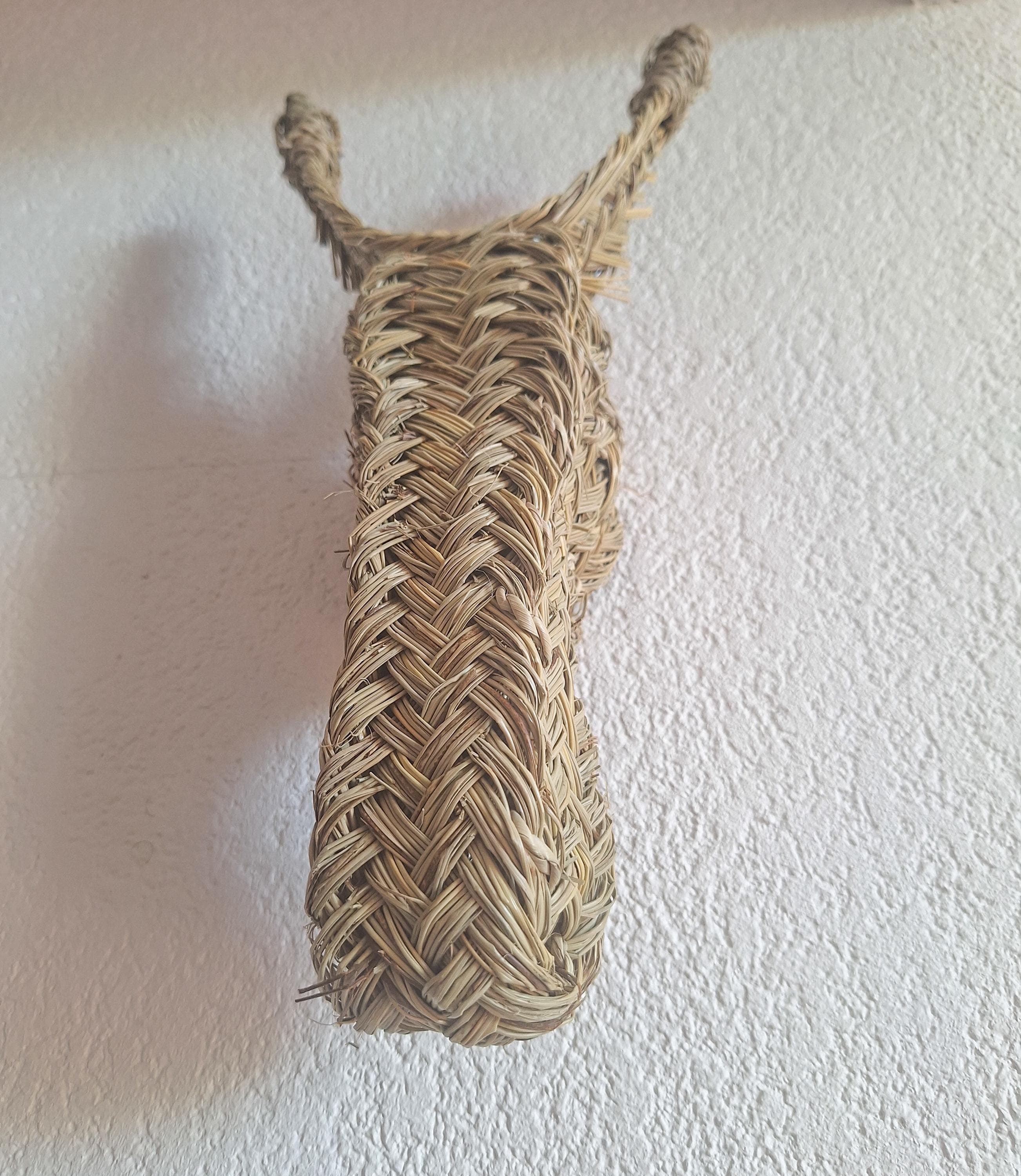 Trophée Mural Tête d'Âne en Paille Tressée - Décoration Murale Bohème Artisanale - Sculpture Animale Naturelle