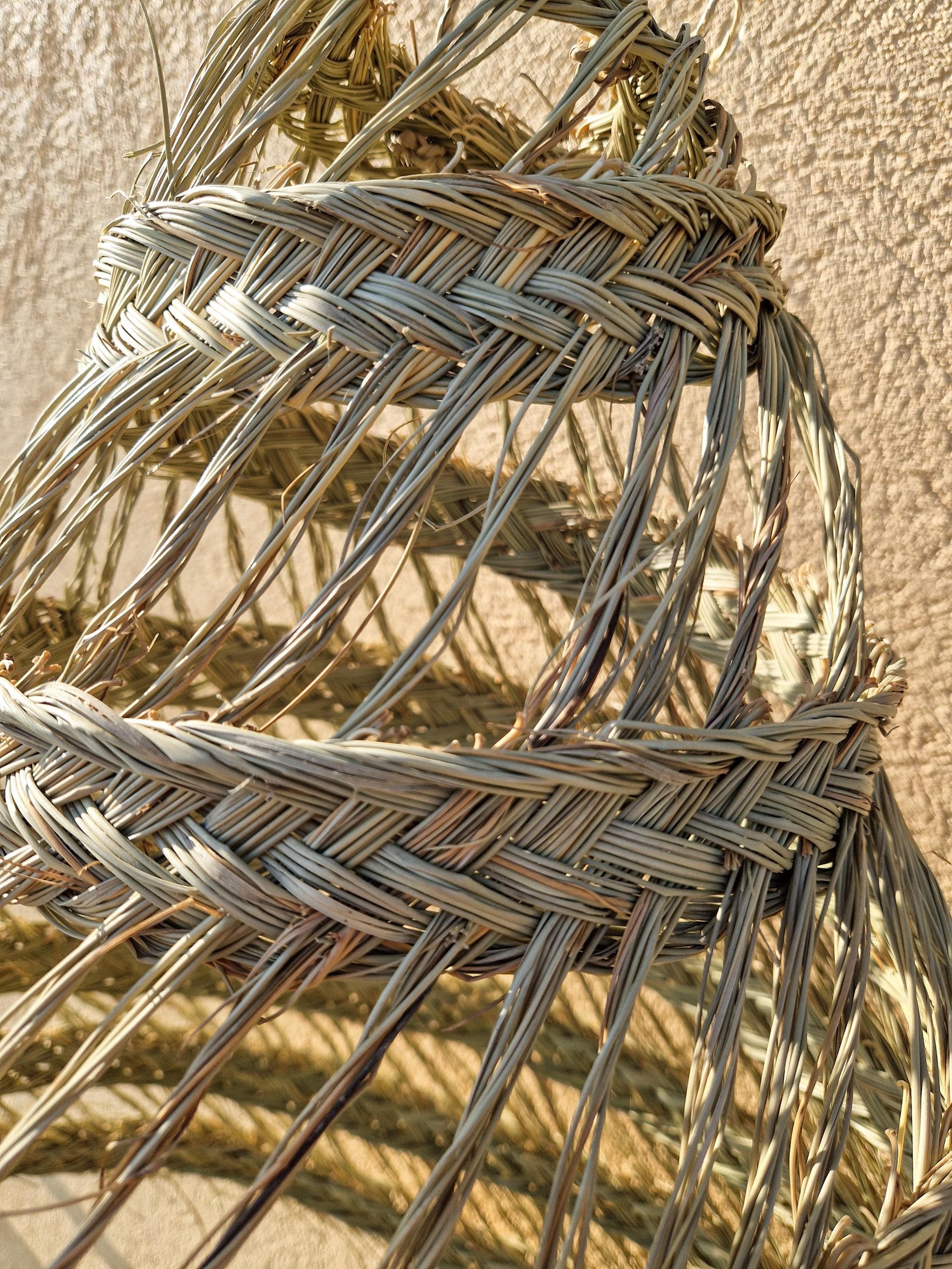 Suspension conique ajourée en feuille de palmier – Luminaire bohème tressé à la main – Abat-jour en osier naturel