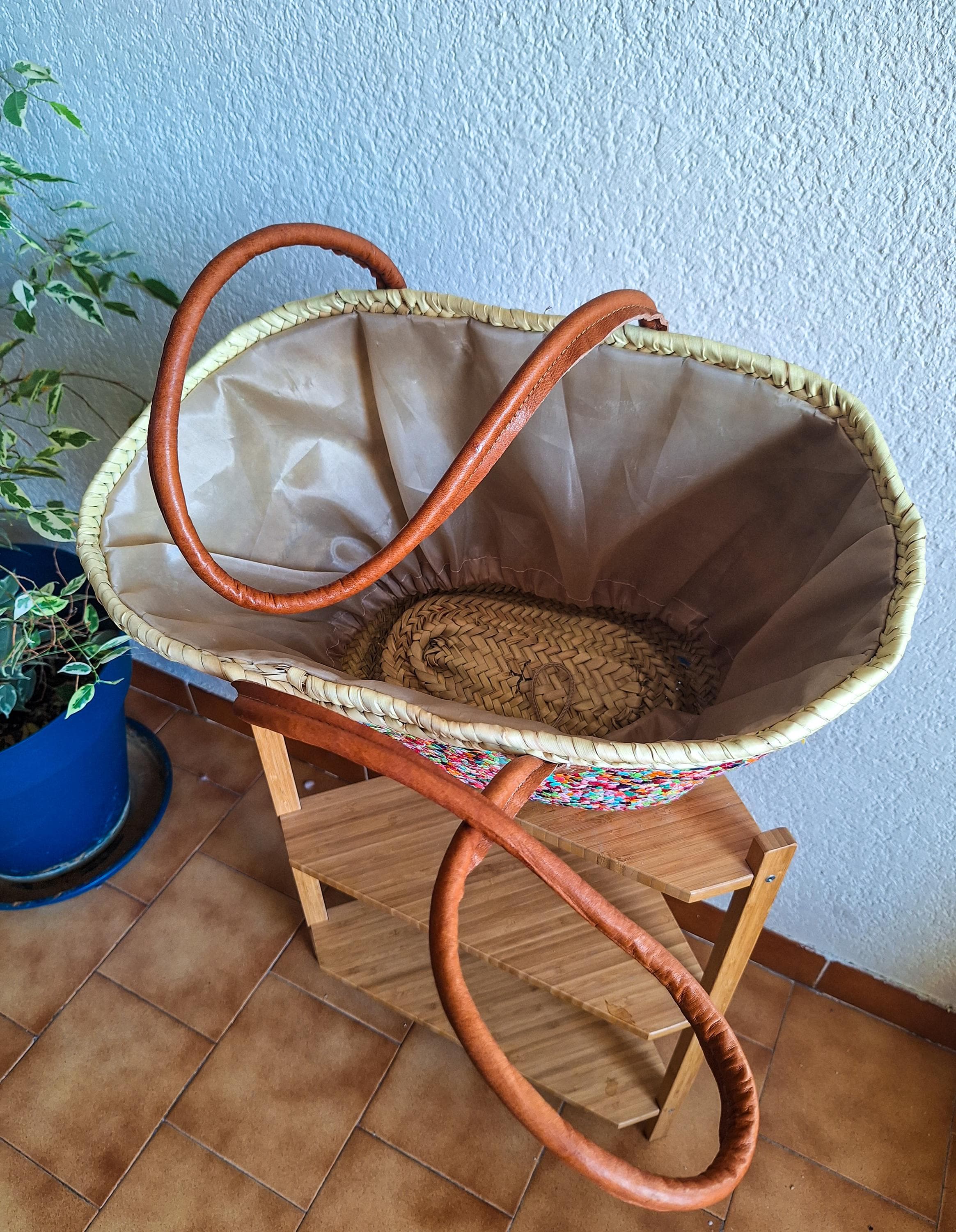 Sac fourre-tout marocain en paille à sequins tissés à la main - Panier de plage et de marché à sequins colorés avec poignées en cuir