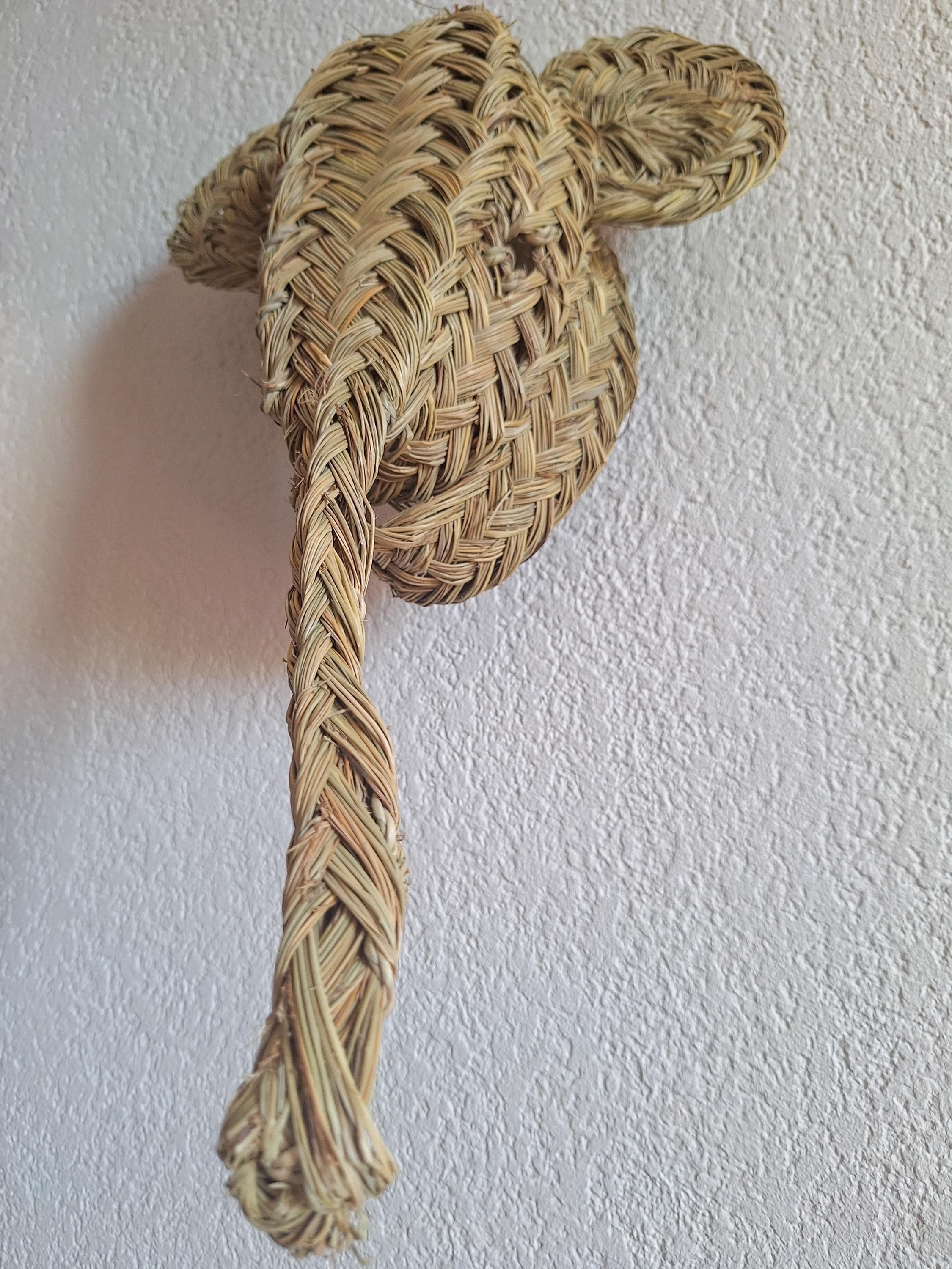 Trophée mural tête d'éléphant en paille tressée – Déco bohème et artisanale