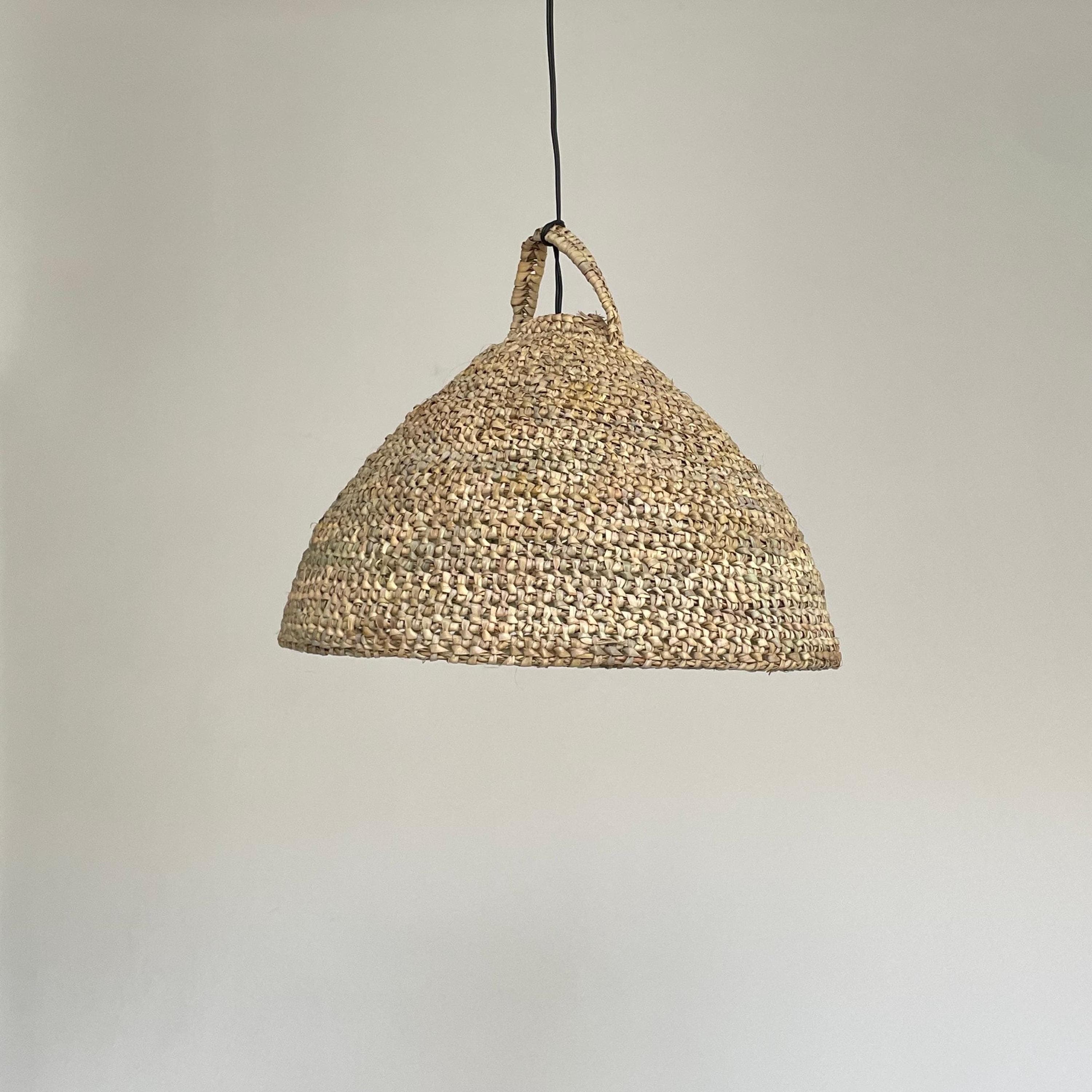 Suspension Demi-Boule Feuille de Palmier - Luminaire Naturel Bohème Fait Main - Abat-jour Artisanal Osier