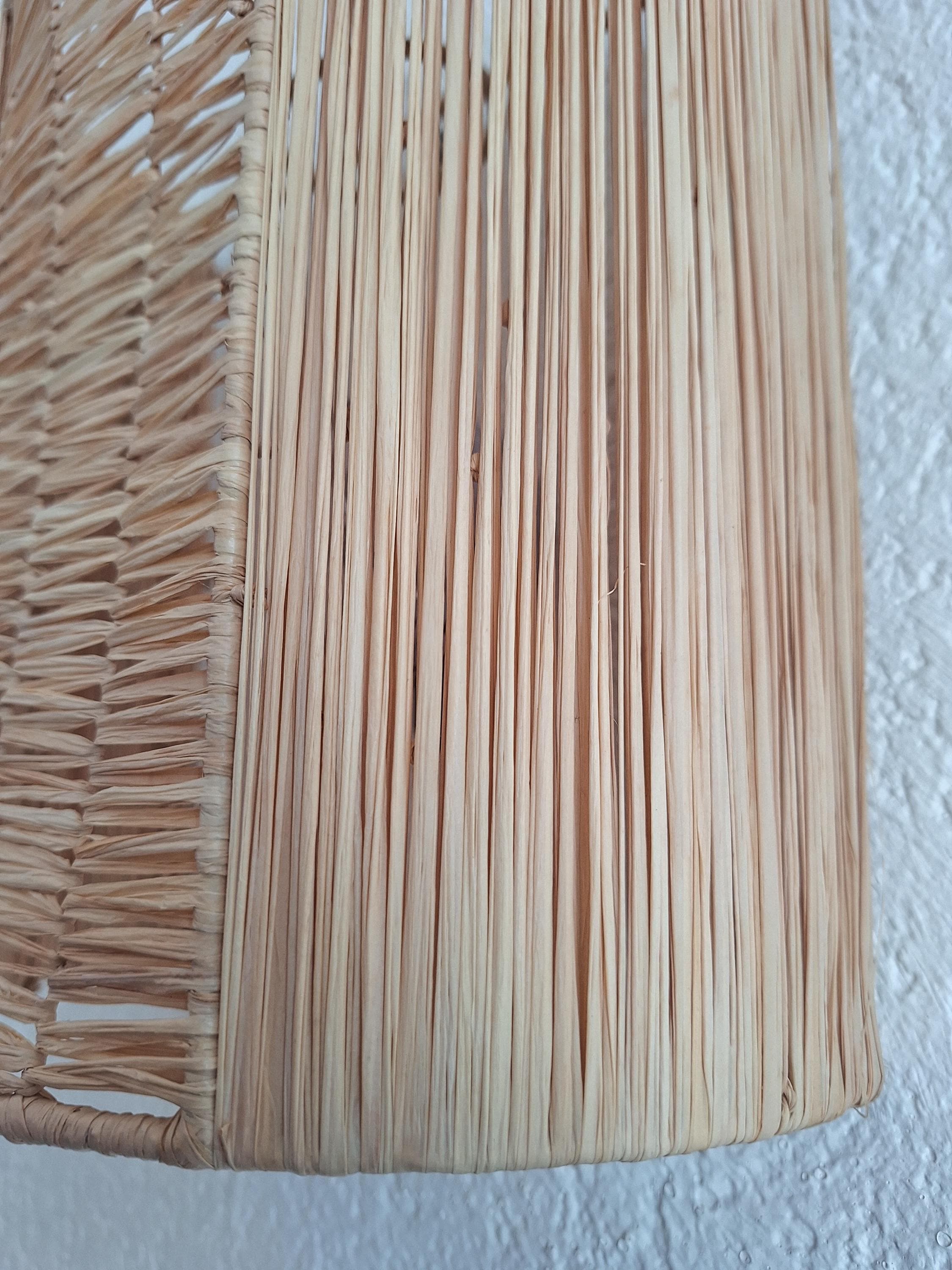 Applique murale en raphia naturel faite main