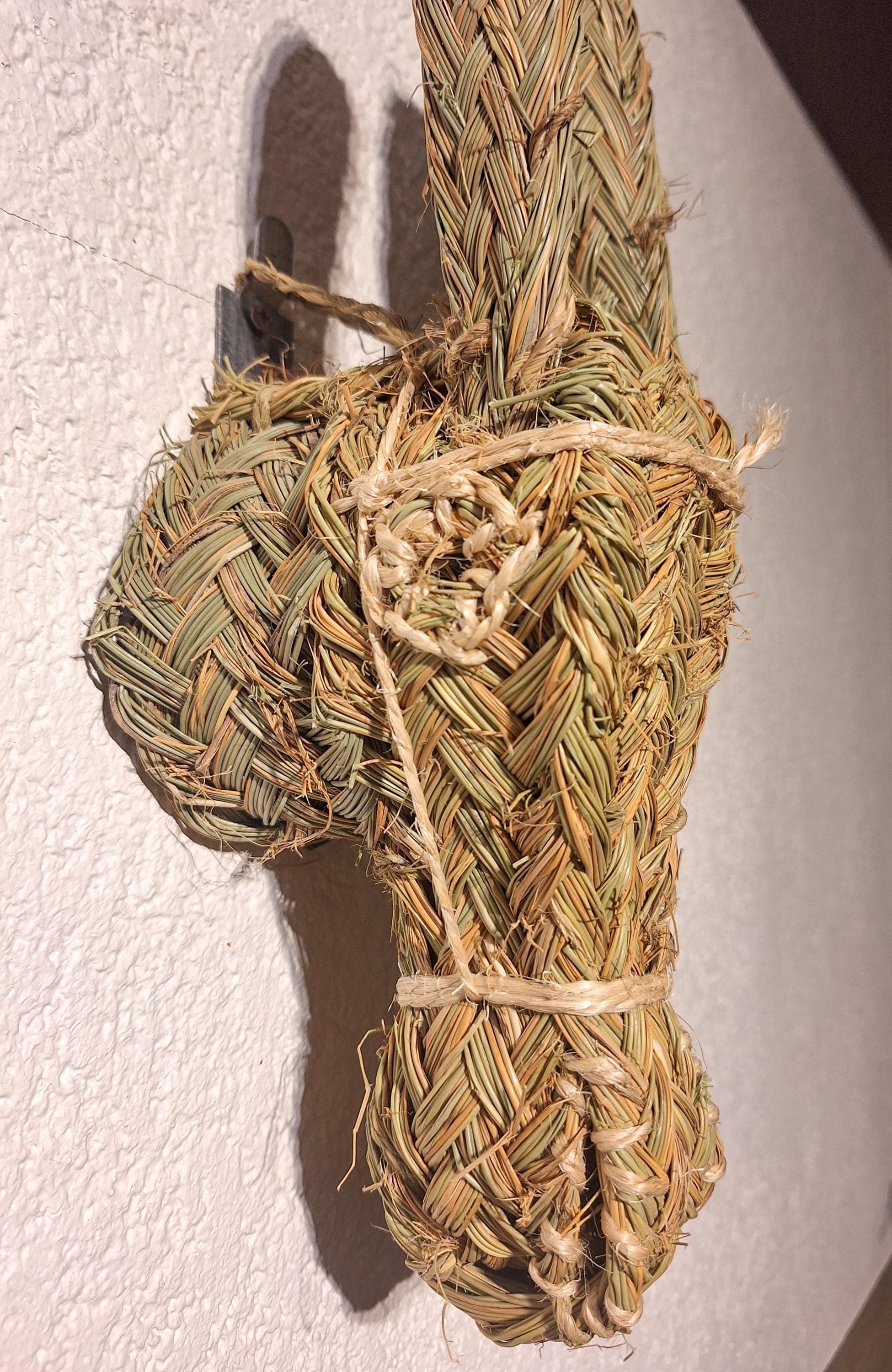 Trophée Mural Tête d'Âne en Paille Tressée