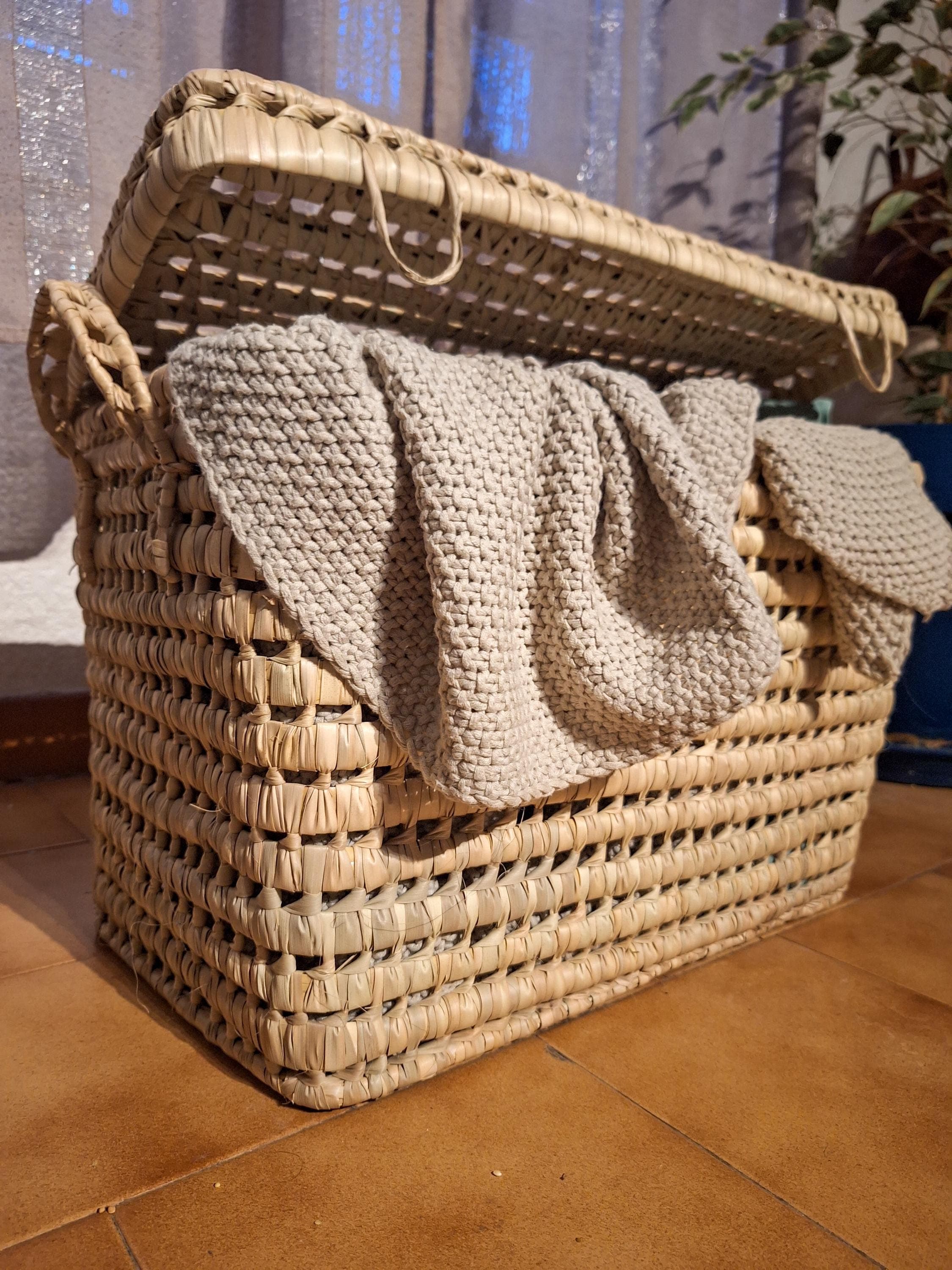 Malle de rangement artisanal en osier – Panier déco bohème en fibres naturelles