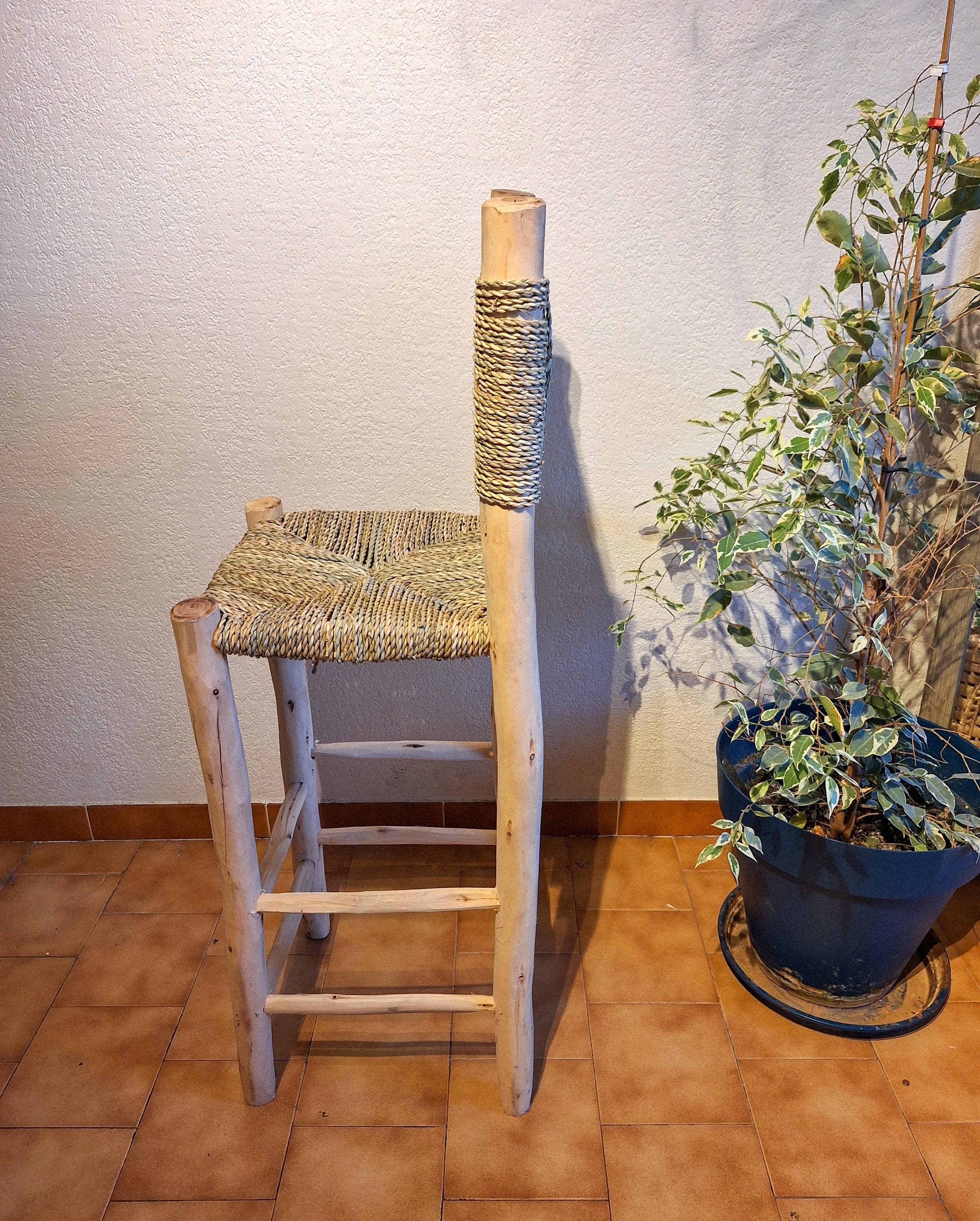Tabouret de Bar Marocain Fait Main - Bois Eucalyptus & Feuille de Palmier - Chaise Haute Artisanale Bohème