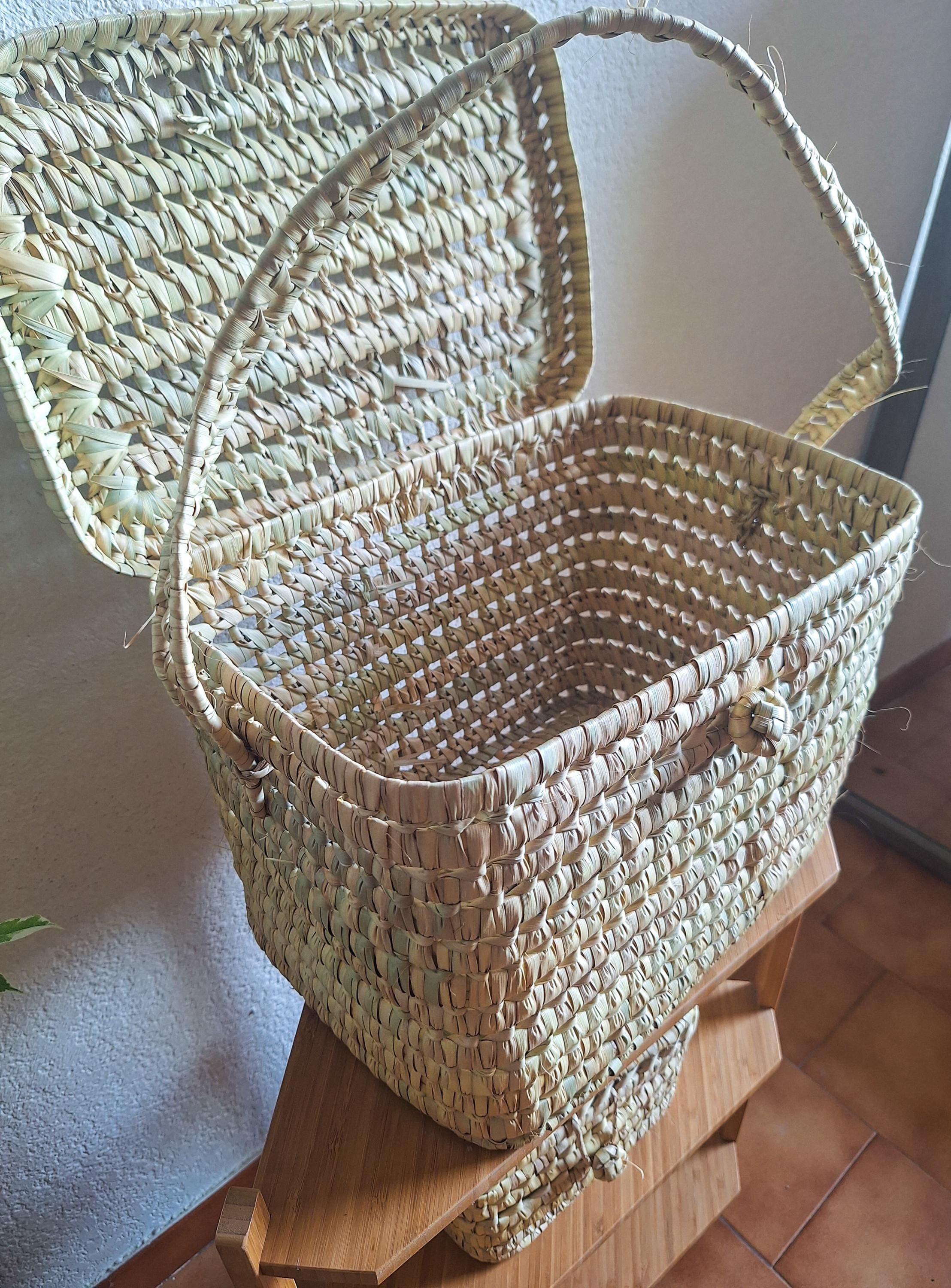 Malle de rangement artisanal en osier