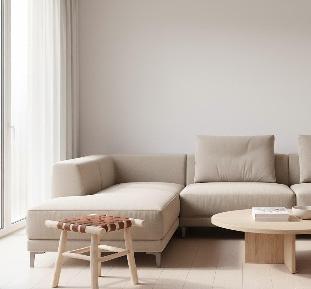 Tabouret en bois et cuir tressé