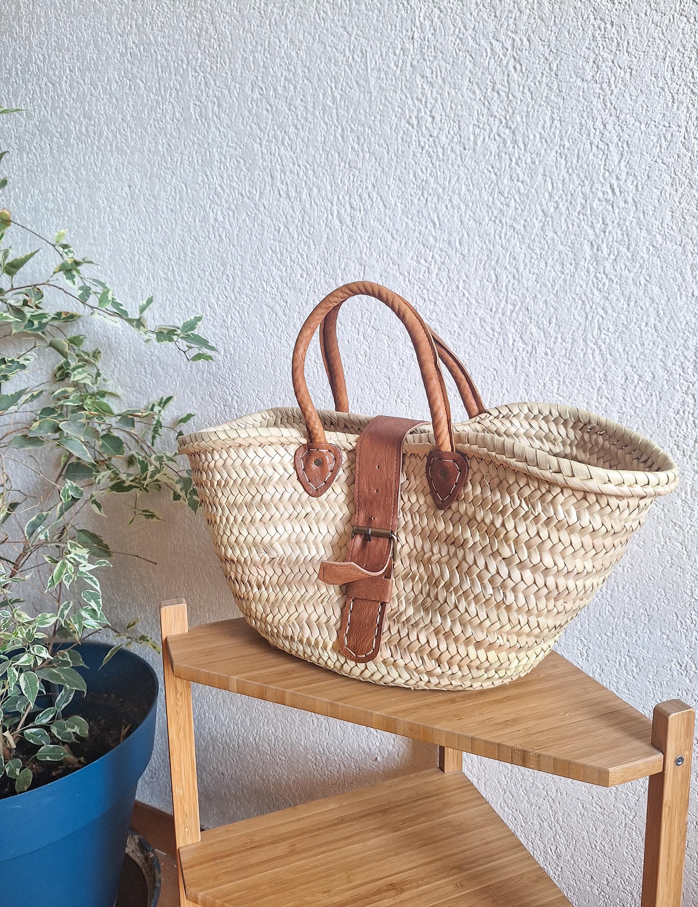 Panier cabas en paille avec poignée et fermeture en cuir – Sac bohème chic artisanal marocain – Sac d’été artisanal fait main