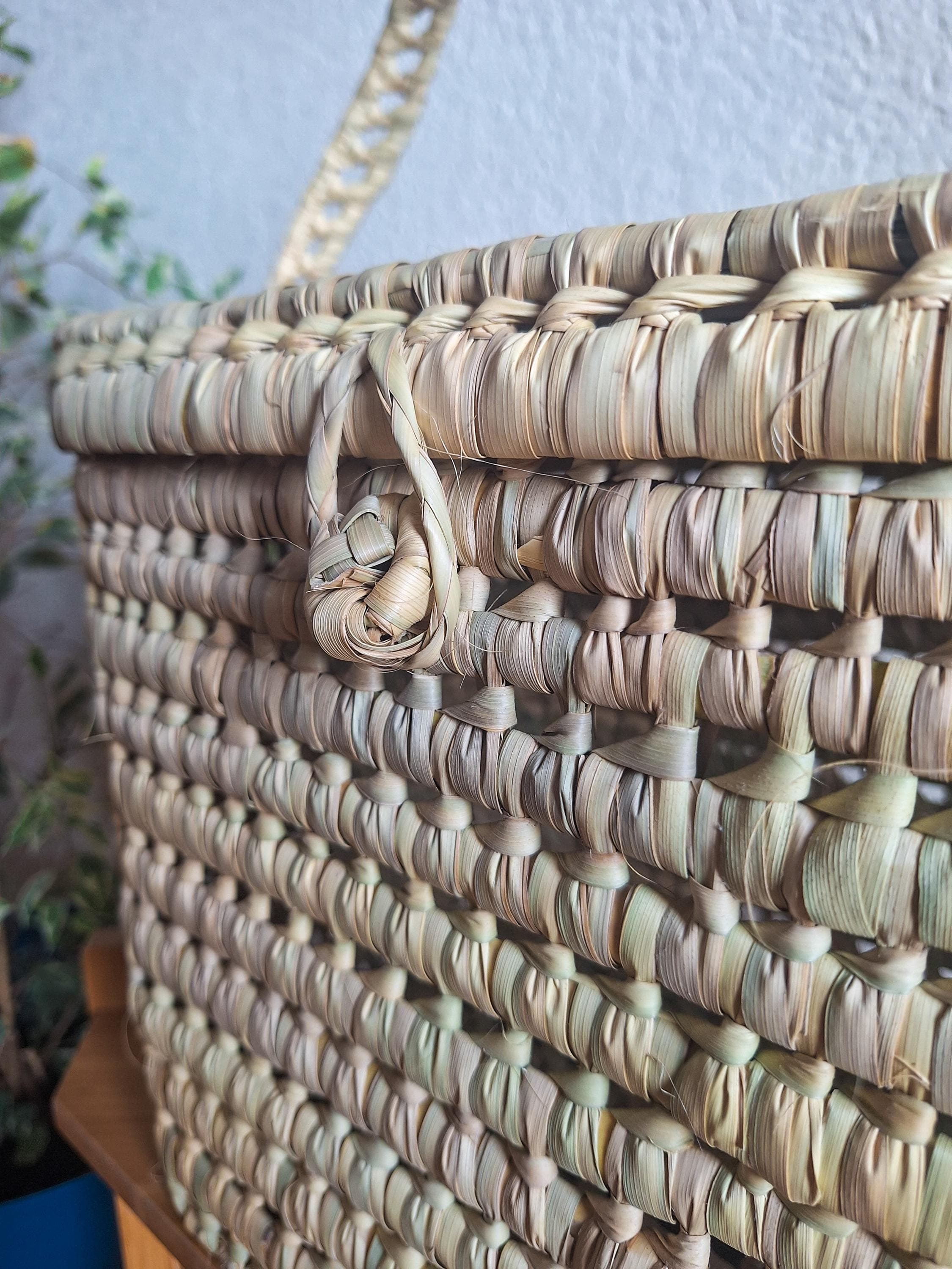 Malle de rangement artisanal en osier