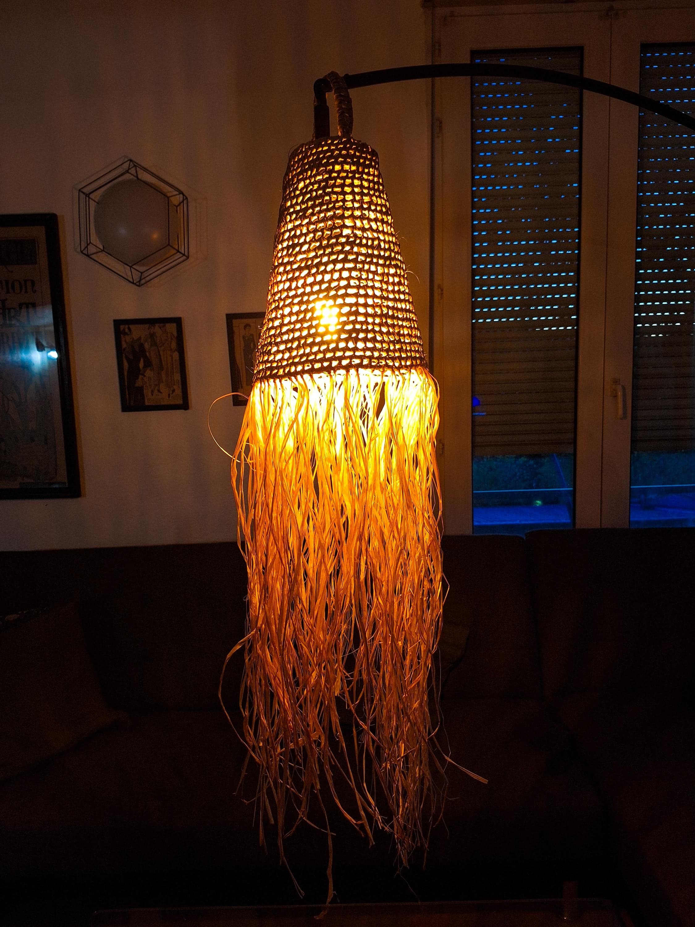 Suspension bohème en feuilles de palmier