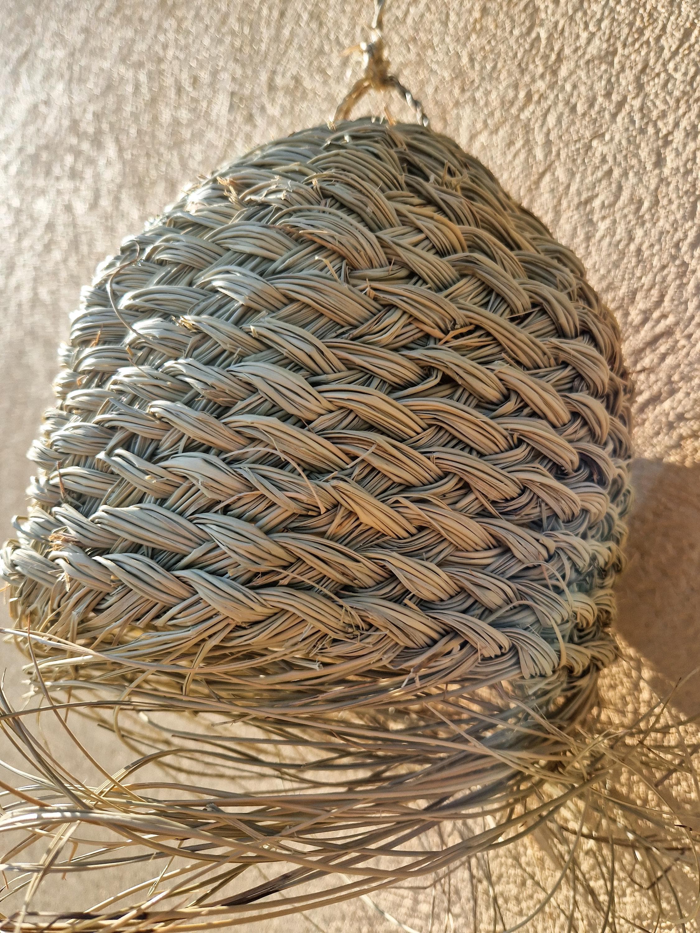 Suspension nid d'abeille en feuille de palmier