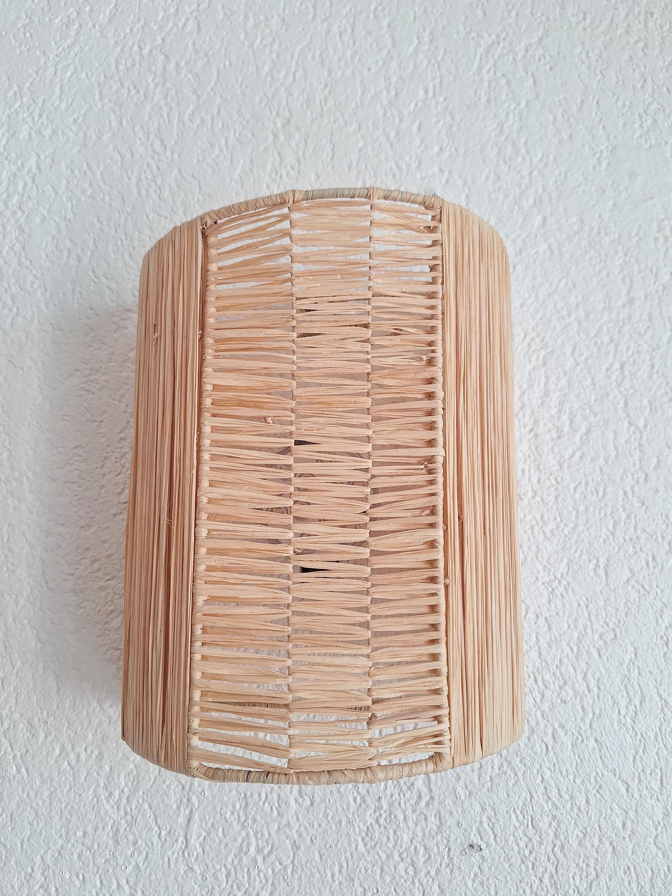 Applique murale en raphia naturel faite main