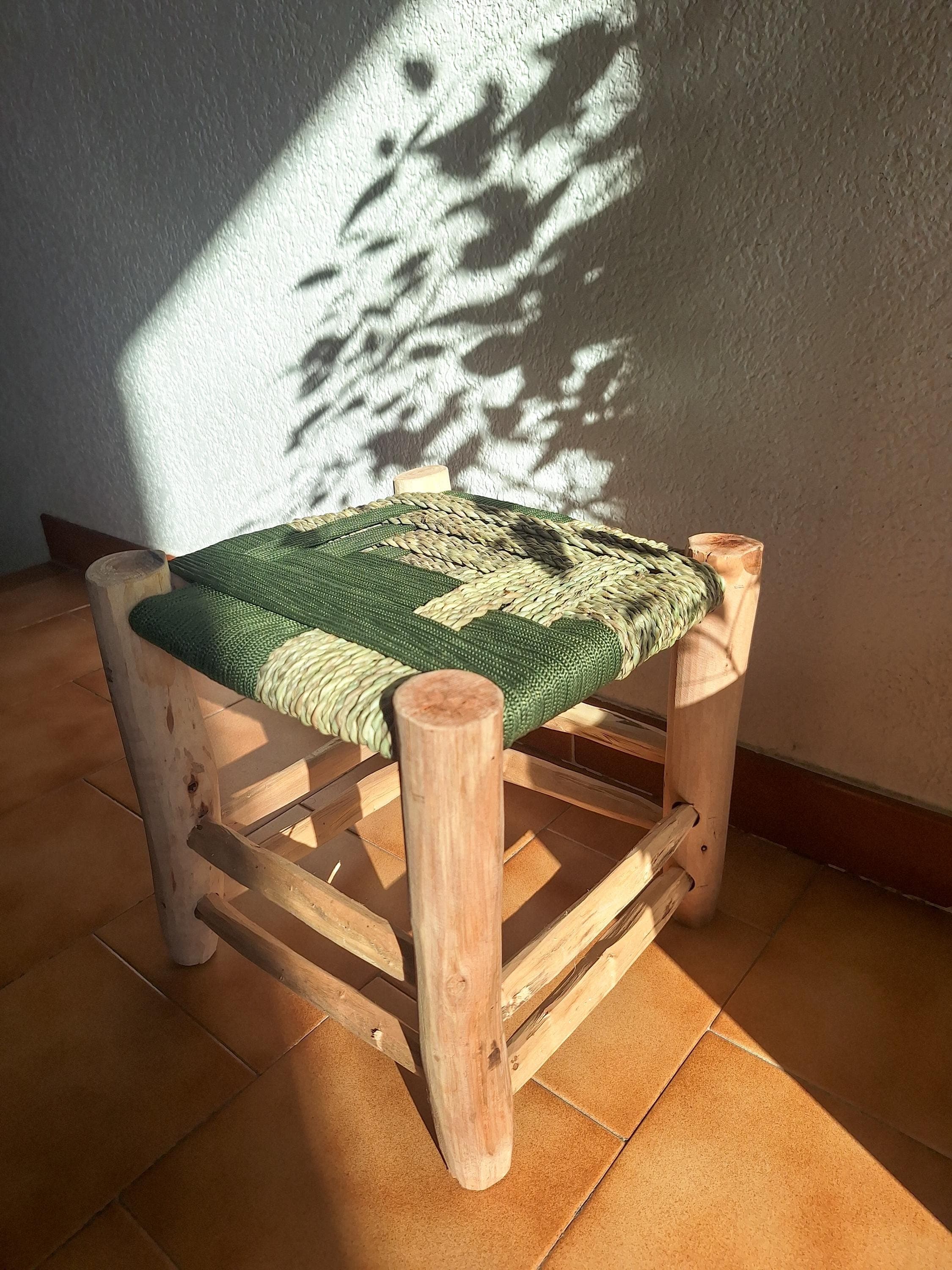 Handcrafted Moroccan stool in wood and rope – Boho seat in woven natural straw