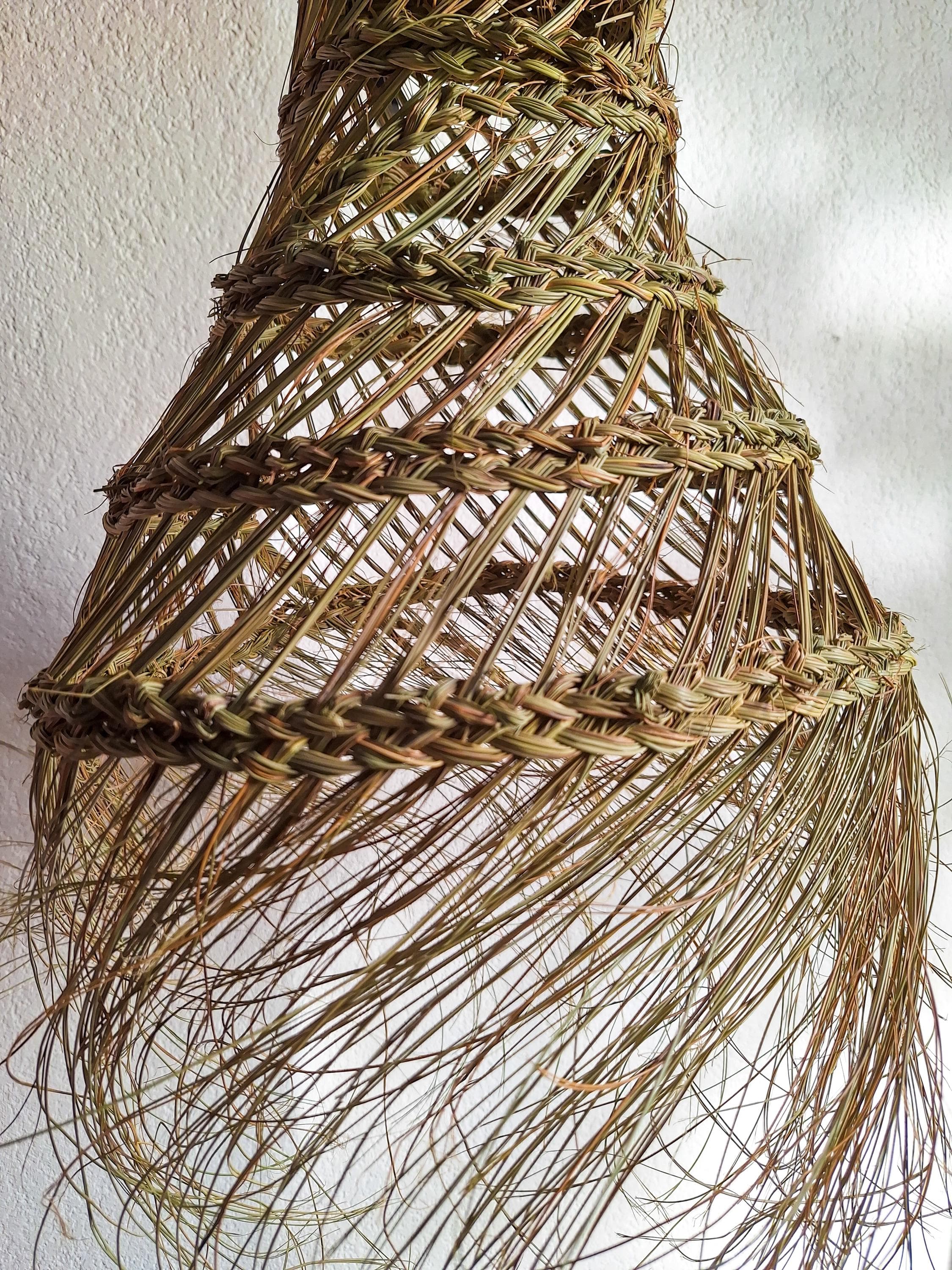 Suspension Luminaire Cône en Feuille de Palmier