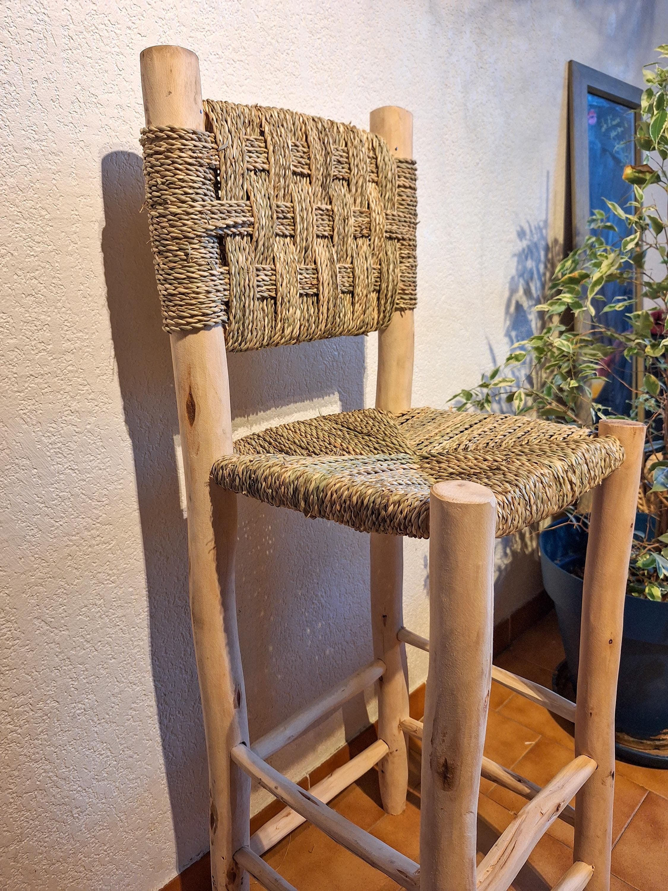 Tabouret de Bar Marocain Fait Main - Bois Eucalyptus & Feuille de Palmier - Chaise Haute Artisanale Bohème