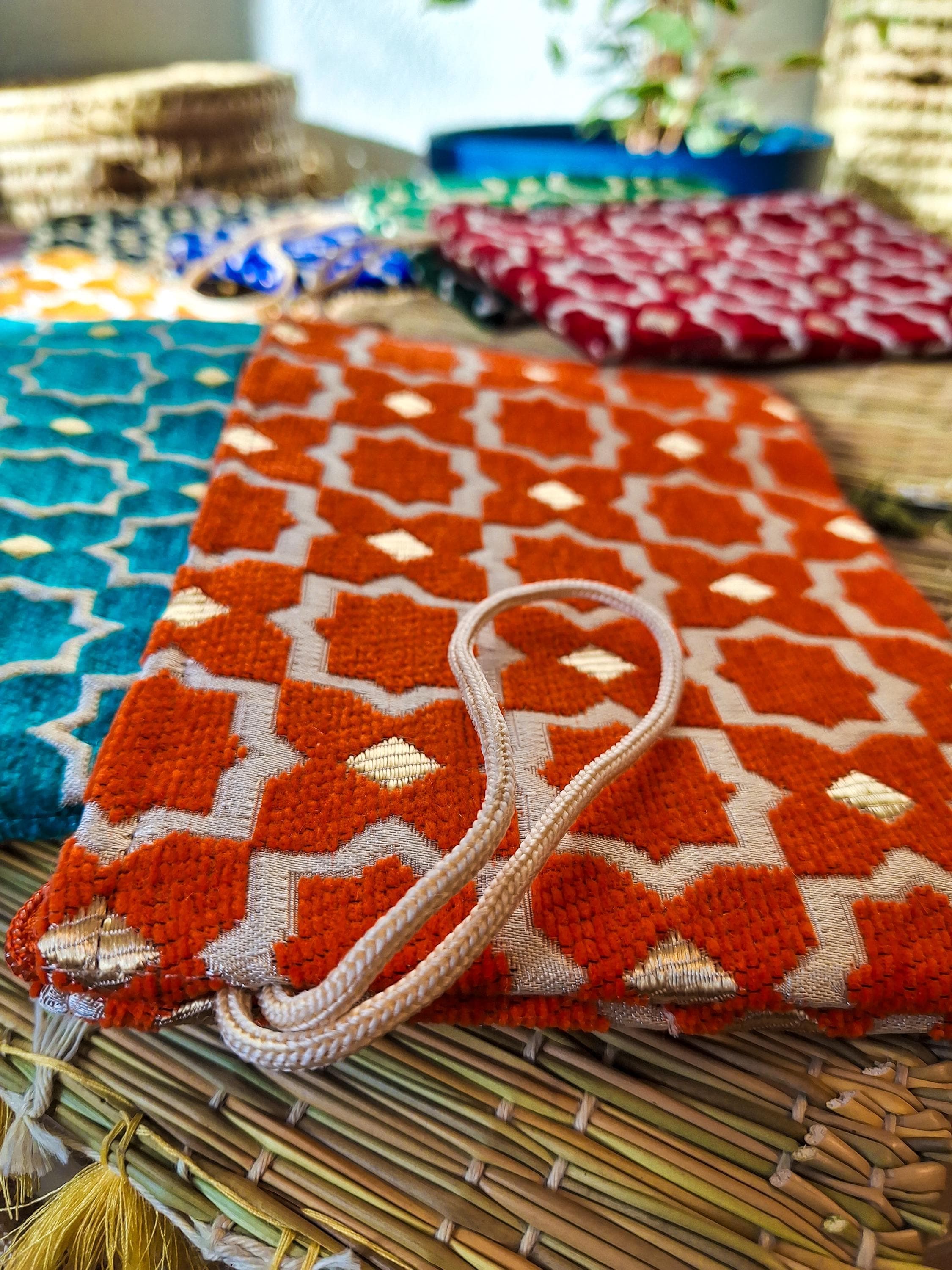 Pochette Zippée Velours Brocard Marocain - Trousse Maquillage Artisanale - Sac à Main Ethnique Fait Main