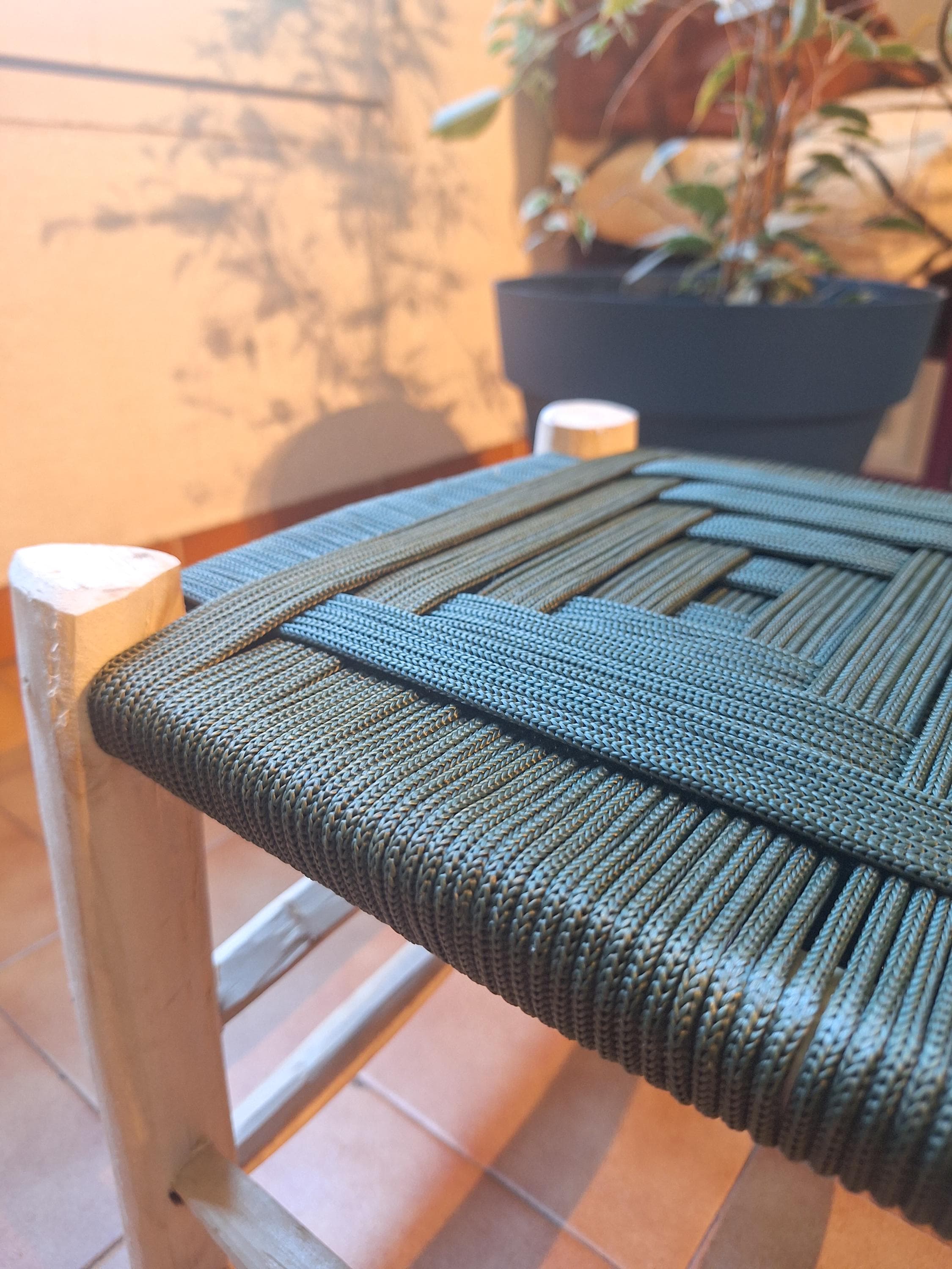 Tabouret marocain en bois et corde vert