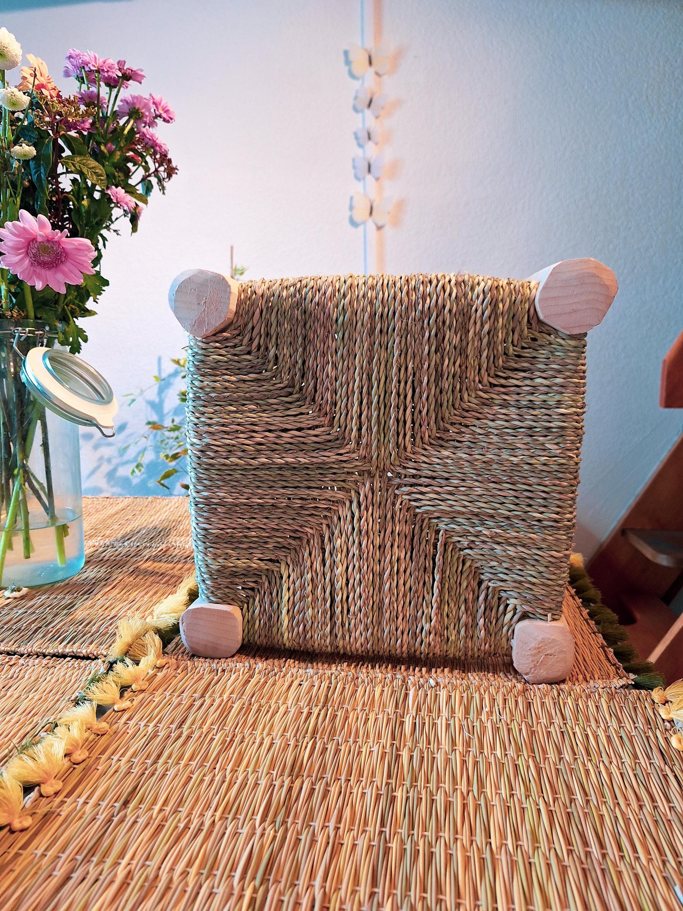 Tabouret Marocain Artisanal en Bois d'Eucalyptus