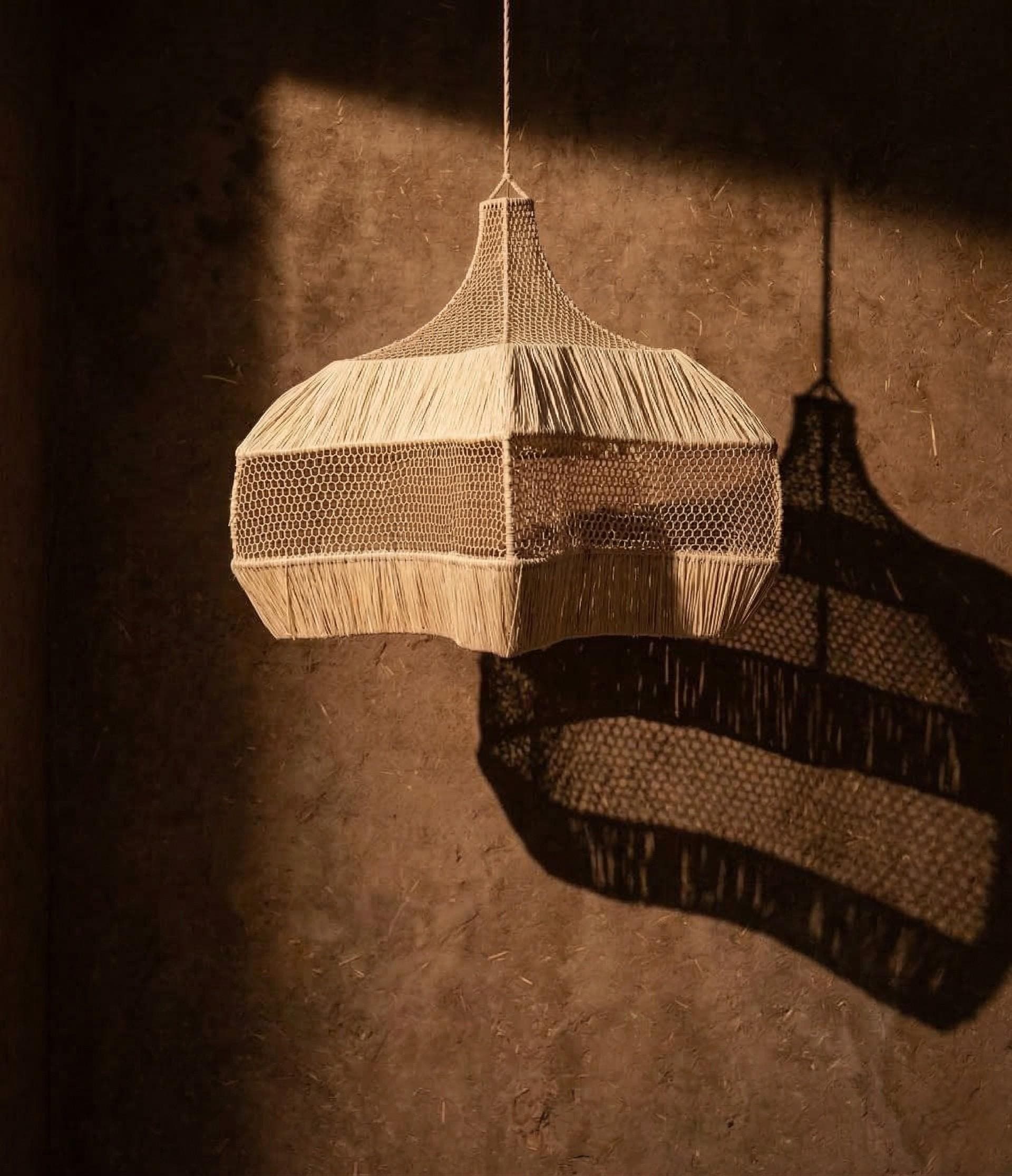 Handwoven Raffia Pendant Light – Boho Natural Fiber Ceiling Lamp – Moroccan Handmade Hanging Lamp