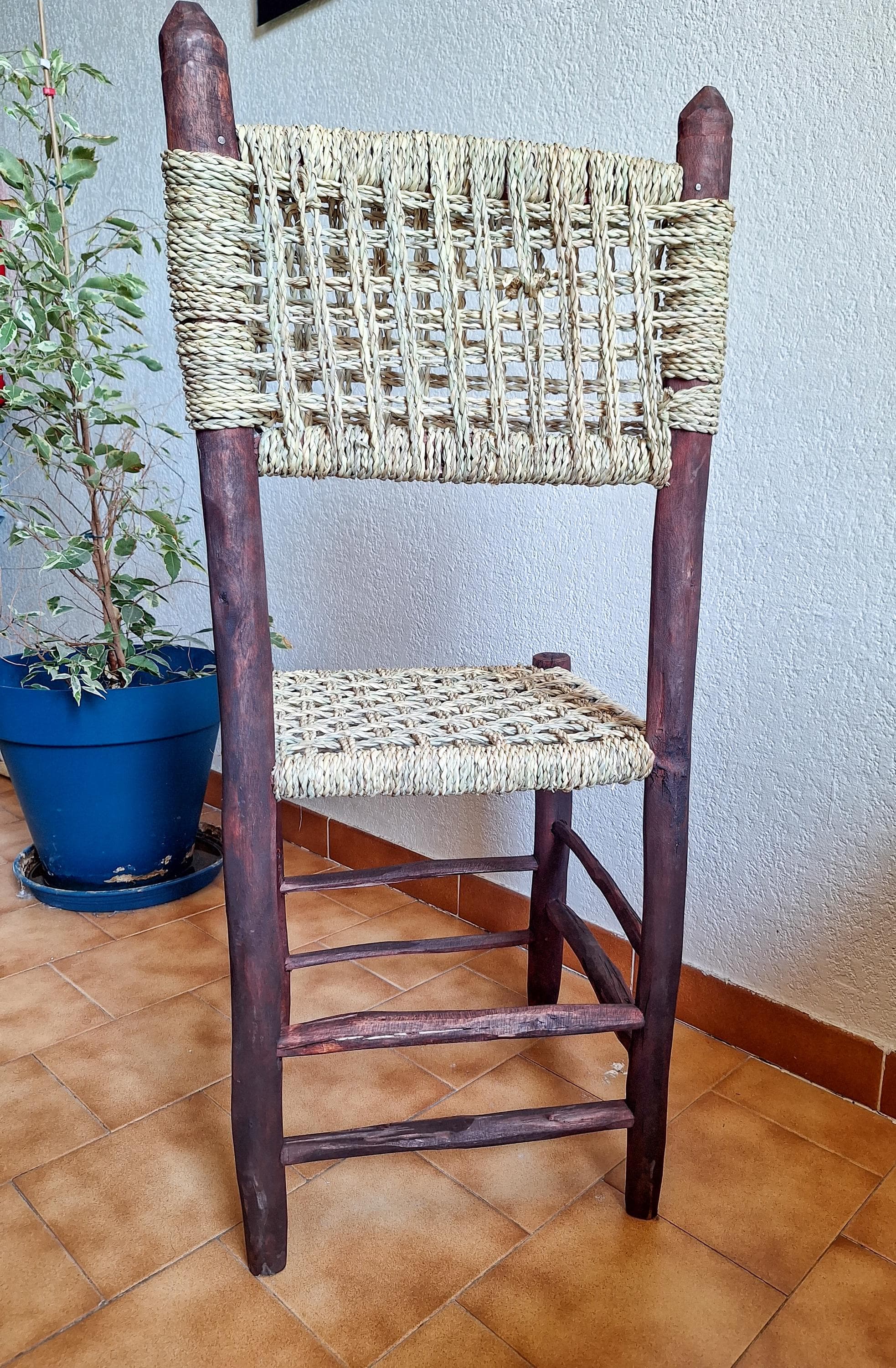Chaise Artisanale Bois Foncé