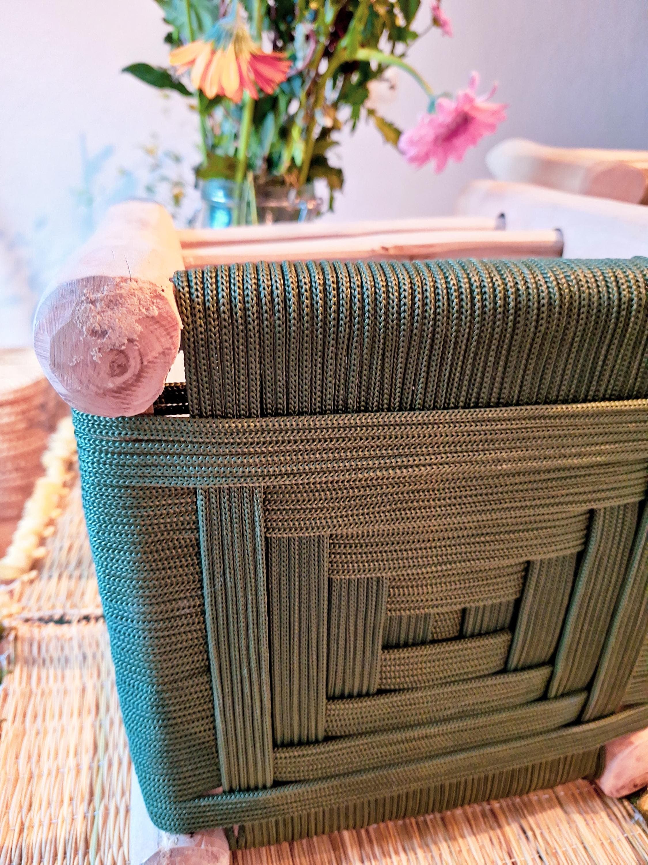 Tabouret Marocain Artisanal en Bois d'Eucalyptus